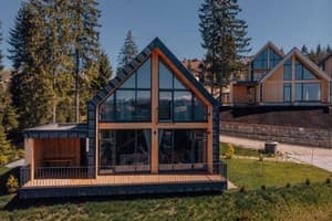 Гостинично-ресторанный комплекс Skogur Home & Resort. Коттедж 6-местный (6+2) три спальни № 107, 110, 112, 123 5
