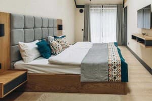 Гостинично-ресторанный комплекс Skogur Home & Resort. Коттедж двухместный (2+2). № 102, 103,106; одна спальня 1
