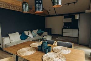 Гостинично-ресторанный комплекс Skogur Home & Resort. Коттедж двухместный (2+2). № 102, 103,106; одна спальня 2