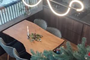 Коттедж Sky Arthall. Коттедж двухместный Hill stone 18