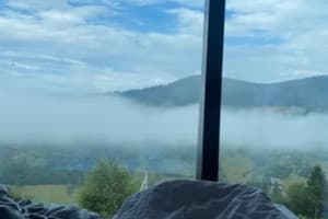 Коттедж Sky Arthall. Коттедж двухместный Mirror stone 7