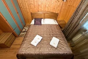 Шале Sky Voyage VIP. Полулюкс 10-местный  18