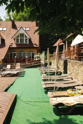 Солнечный 18