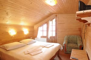 Сосновый Двор 8