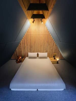 SpitzBergen house 9