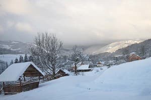 Стара Хата 8