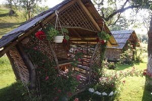 Стара Хата 8