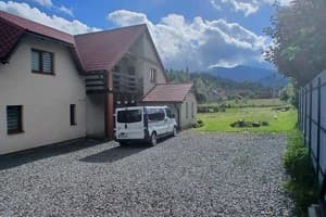 Sunny house 12