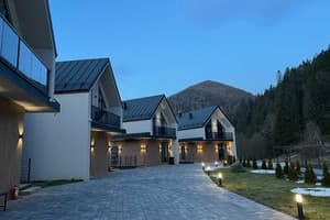 Вилла Tatariv-Hills