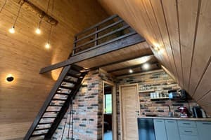 Коттедж Тихий уголок. Коттедж 6-местный A-frame dark 9