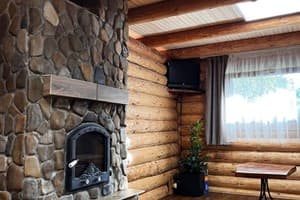 Коттедж Тихий уголок. Коттедж 6-местный Деревянный коттедж с камином 9