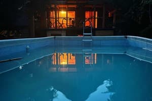 Частная усадьба Тис