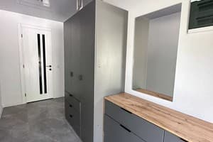 У Анастасии и Софии 20