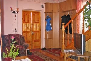 У Демьяна 10