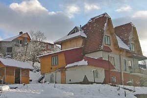 У Демьяна 15