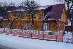 У Миши и Веры 28