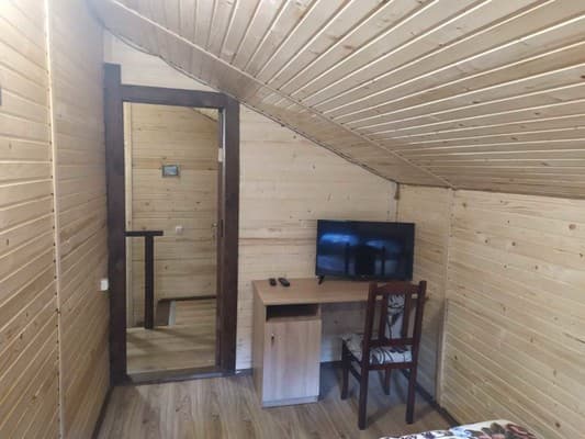 У Василия на Тростяне 12