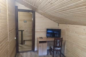 Коттедж У Василия на Тростяне. Коттедж 6-местный  12