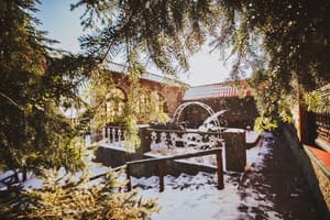 У Ярослава 36