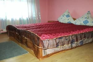 У Ярослава 4