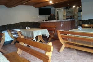 У Ярослава 7