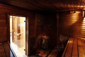 У Ярослава 15