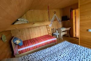 Отель Урочище Луг. Стандарт трехместный Петрос 1