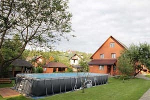 Уют в Карпатах 1