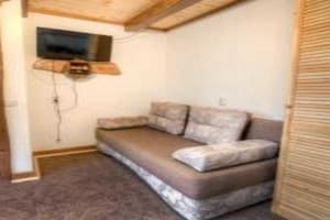 Частная усадьба Ватра. Апартаменты 4-местный с видом на горы 2