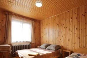 Частная усадьба Возле Леса. Апартаменты 8-местный  с тремя спальнями и гостиной (2 этаж) (6+2) 3