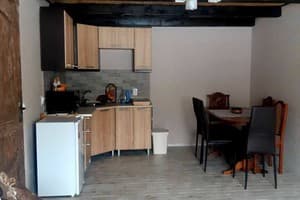 Возле потичка 6