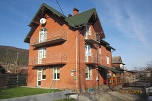 Гостиный двор Yaremche house