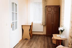 Отель Ясиня. Стандарт 4-местный двухкомнатный 4