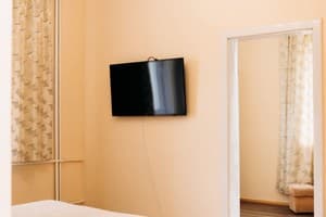 Отель Ясиня. Стандарт 4-местный двухкомнатный 7