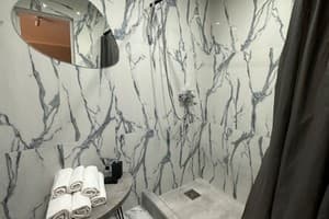 Гостиный двор ZWIN Apartments. Апартаменты 4-местный №2  5