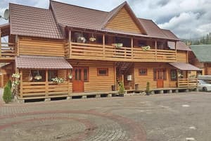 Отель Захід