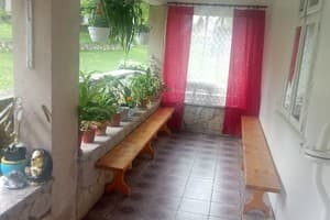 Затишний дім 1