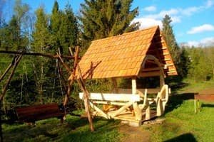 Затишок біля річки 1