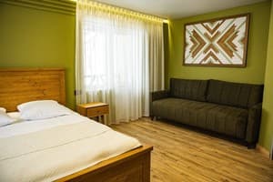 Затишок над Прутом  22