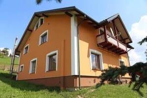 Частный сектор Затишок в карпатах