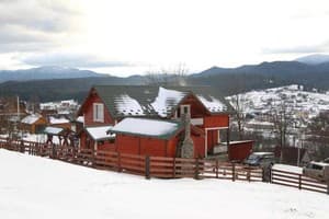 Частный сектор Затишок в карпатах