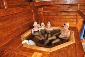 Зеленая усадьба над рекой 4