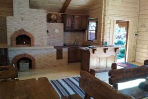 Зеленая усадьба над рекой 3