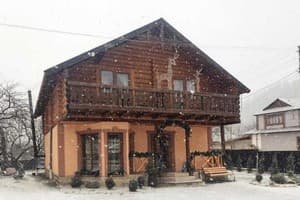 Частная усадьба Згарда