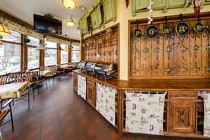 ZimaSnow Ski & Spa 8