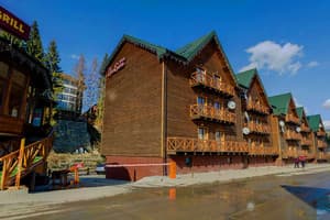 Апарт-отель ZimaSnow Ski & Spa