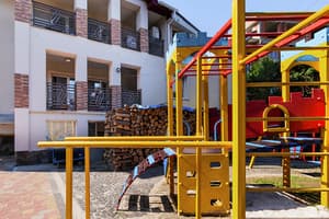 Злата Вежа 8