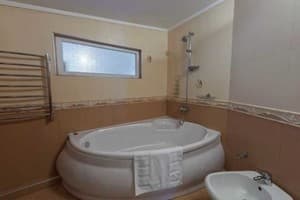 Отель Злата Вежа. Люкс двухместный двухкомнатный (2+2) 10