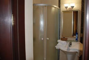 Шале Золотая Подкова. Люкс двухместный 22 с террасой вид на реку и лес 3